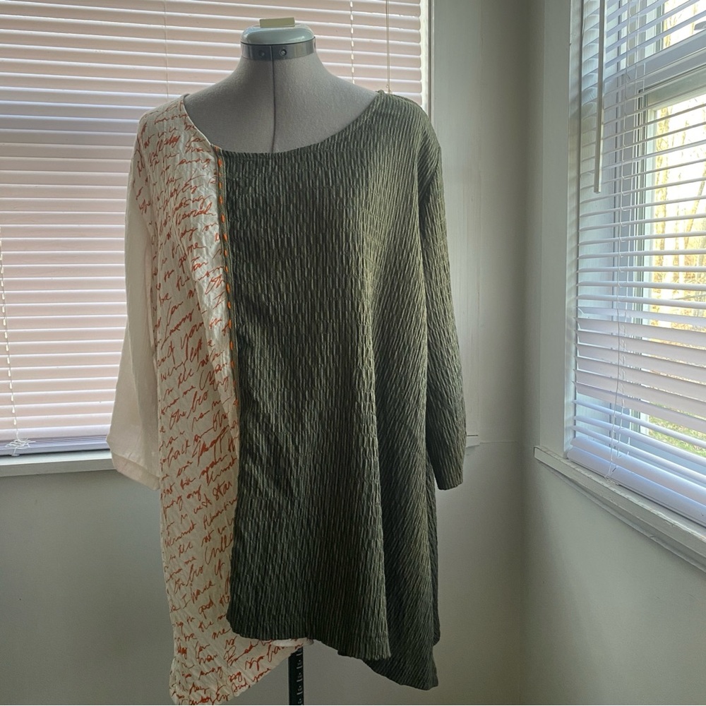 ZEDD PLUS Women's Asymmetrical Green White Geometric Pattern Tunic Size XL - Picture 3 of 9